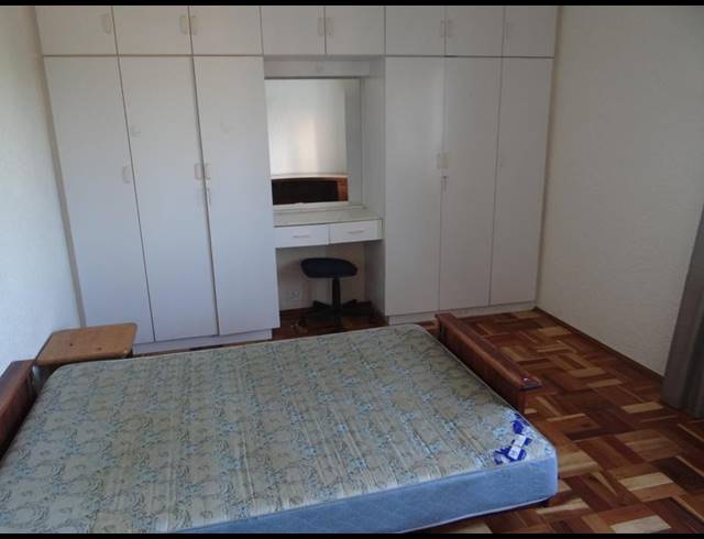 2 BEDROOM PROPERTY TO RENT IN RONDEBOSCH